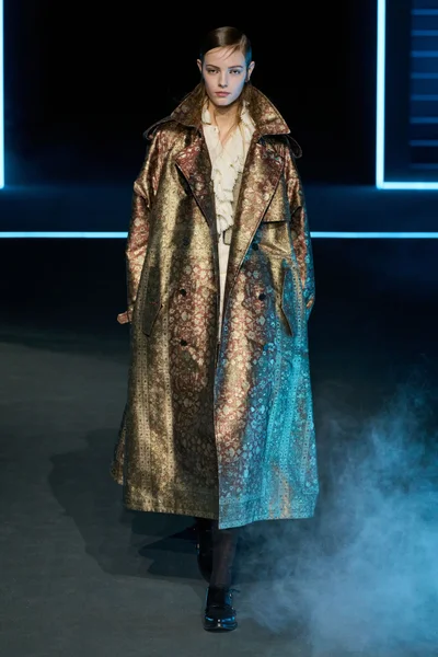 Look 56